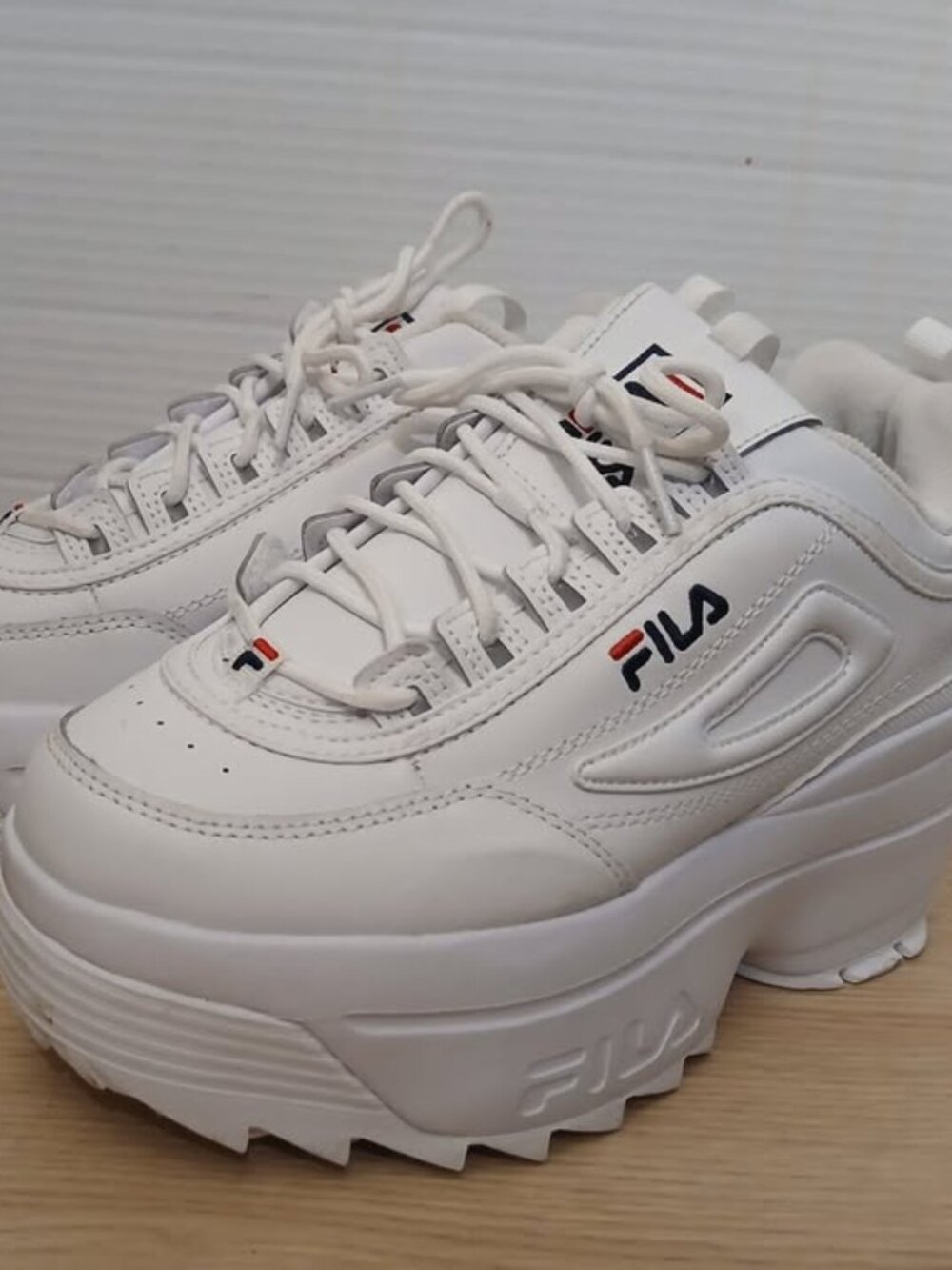 Fila Disruptor II Wedge Platform Women's Shoes Size 9 White